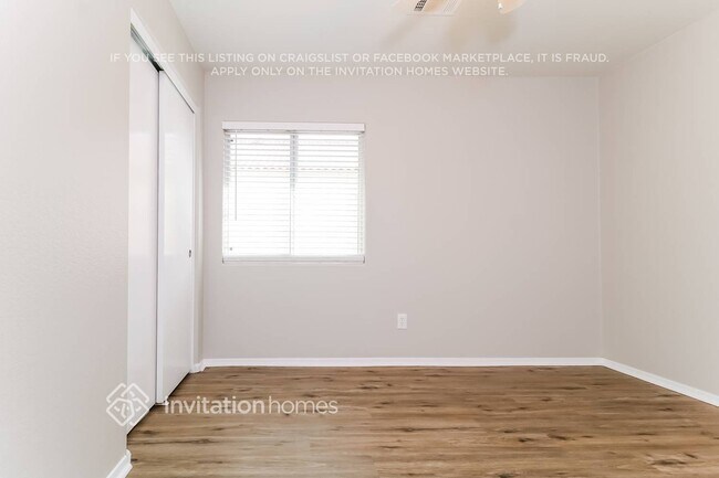 Building Photo - 9327 W Gold Dust Ave