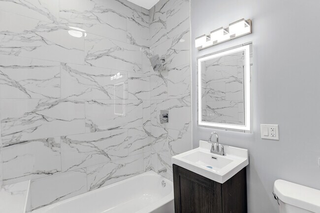 Building Photo - 5341 S Indiana Ave