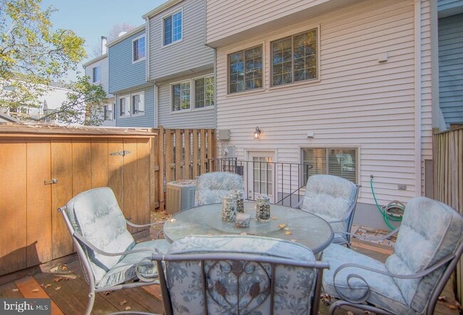 Building Photo - 2858 New Providence Ct