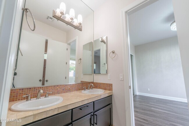 Building Photo - 3552 E Jaeger Cir