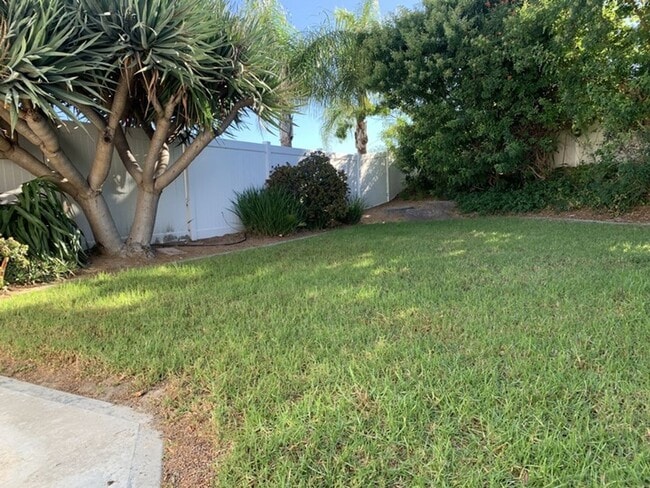 Building Photo - Modern 1 Bed / 1 Bath In The Masters Of Ra...