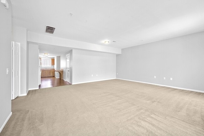 Building Photo - 14152 Webster Dr