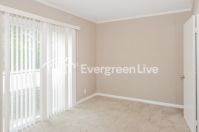 Building Photo - 3216 Teton Dr NW