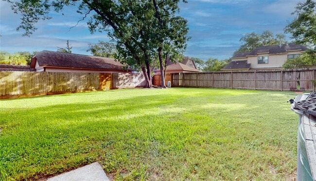 Building Photo - 18319 Arbor Terrace Dr