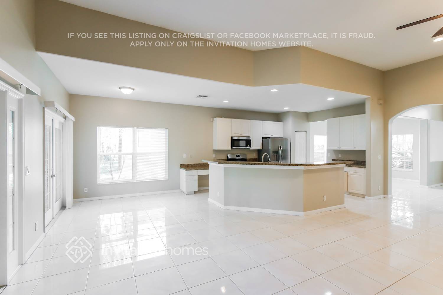 Building Photo - 6625 NW 113th Way