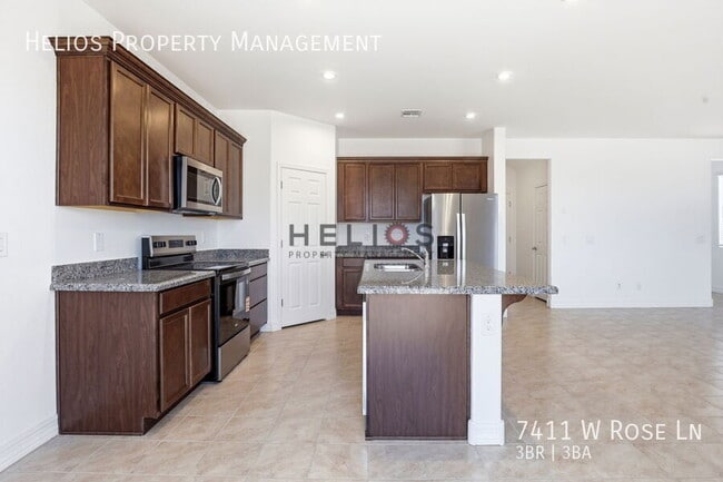 Building Photo - 7411 W Rose Ln