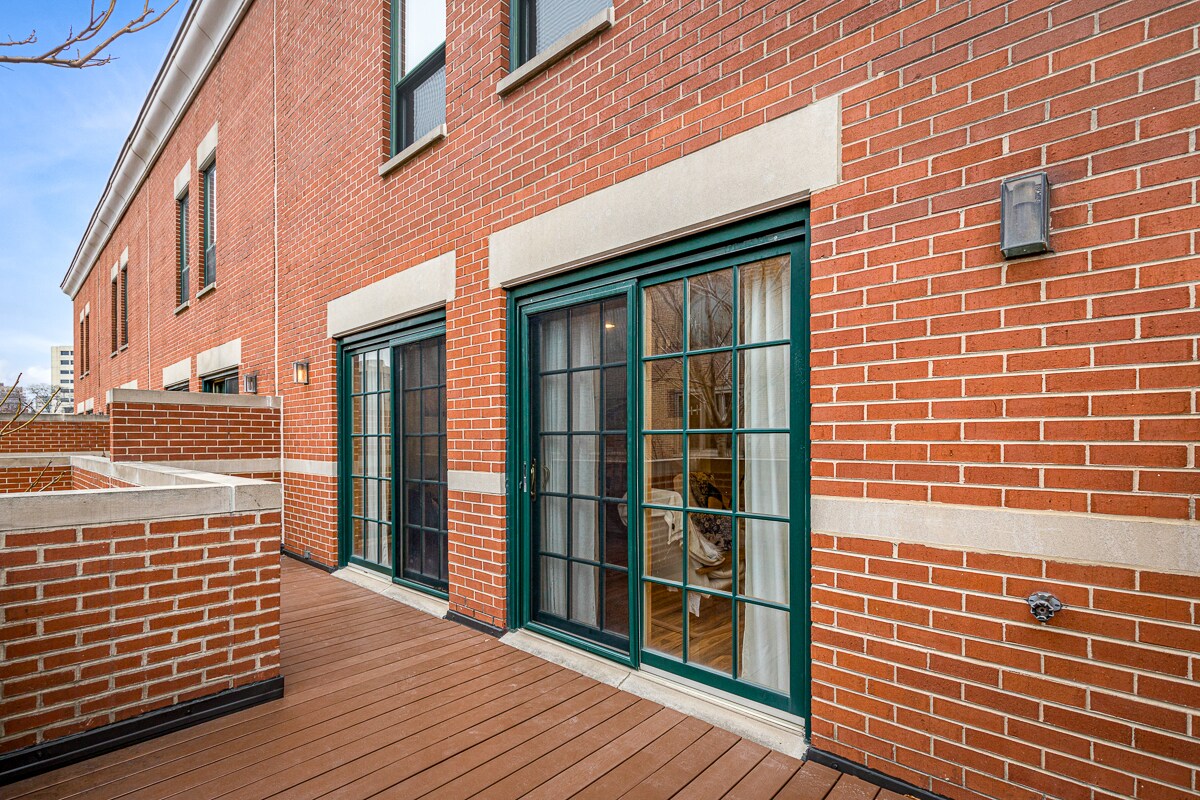 Building Photo - 727 S Ashland Ave