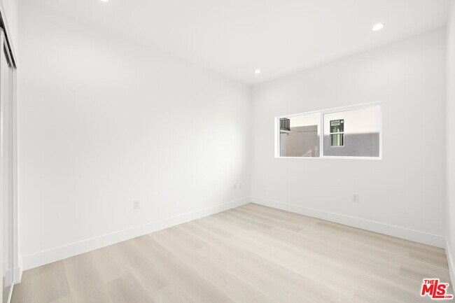 Building Photo - 5651 Case Ave