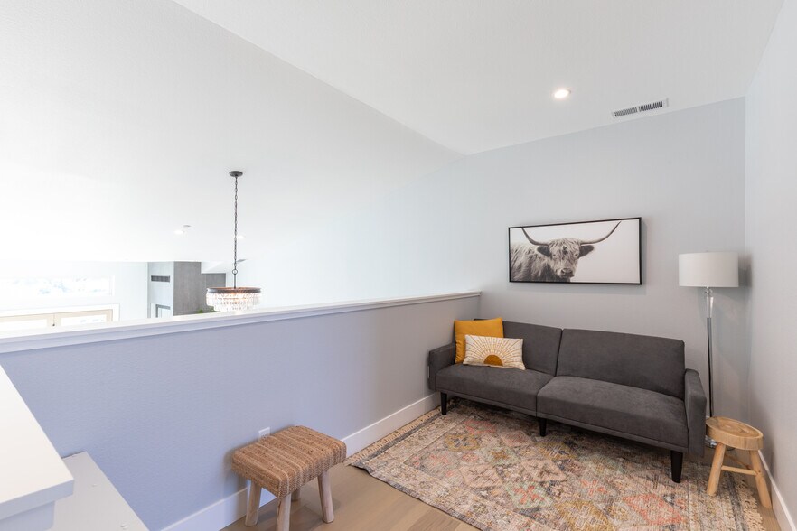 Loft on 3rd Floor - 2029 Stagecoach Rd