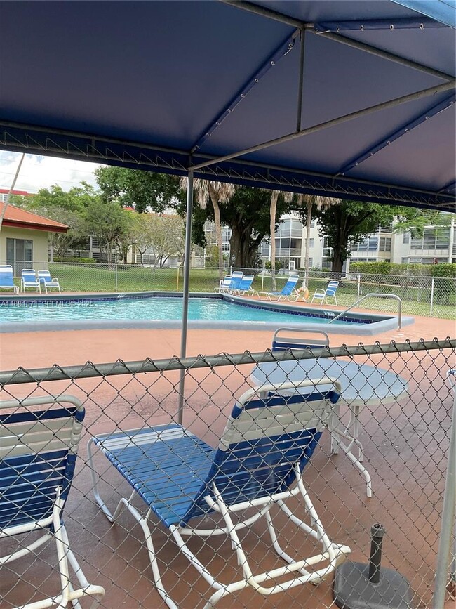 Building Photo - 3001 NW 48th Ave