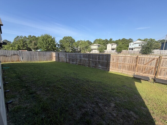 Building Photo - 2331 Hadleigh Hills Ct