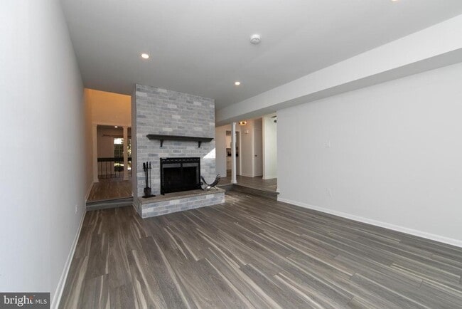 Building Photo - 363 Barton Run Blvd