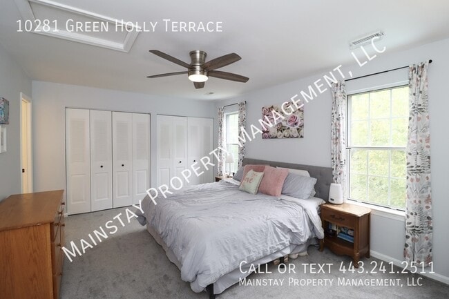 Building Photo - 10281 Green Holly Terrace