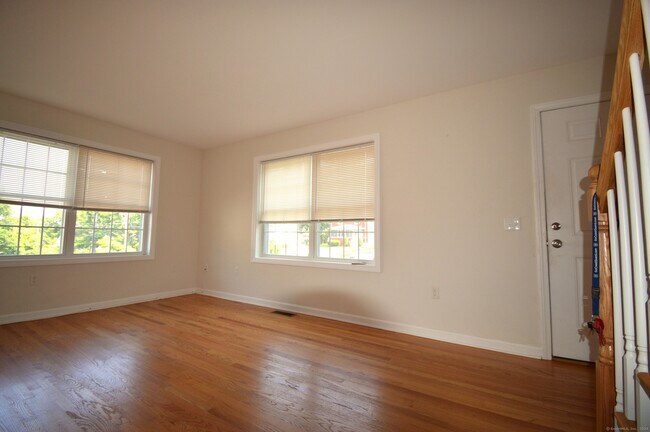 Building Photo - 173 Saybrook Rd