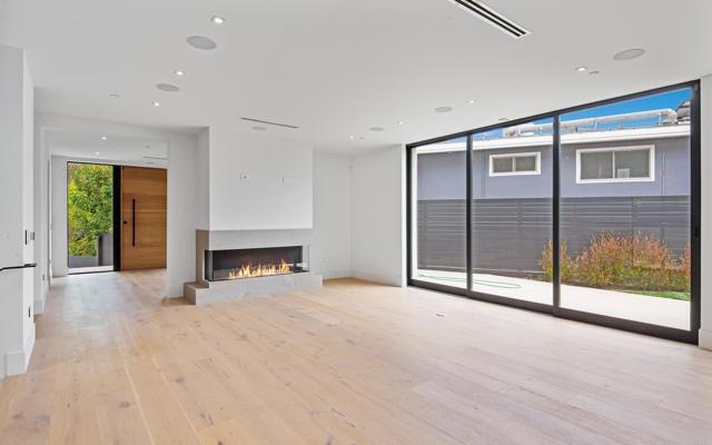 Building Photo - 1030 Centinela Ave