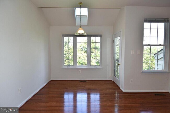 Building Photo - 25240 Lyon Terrace