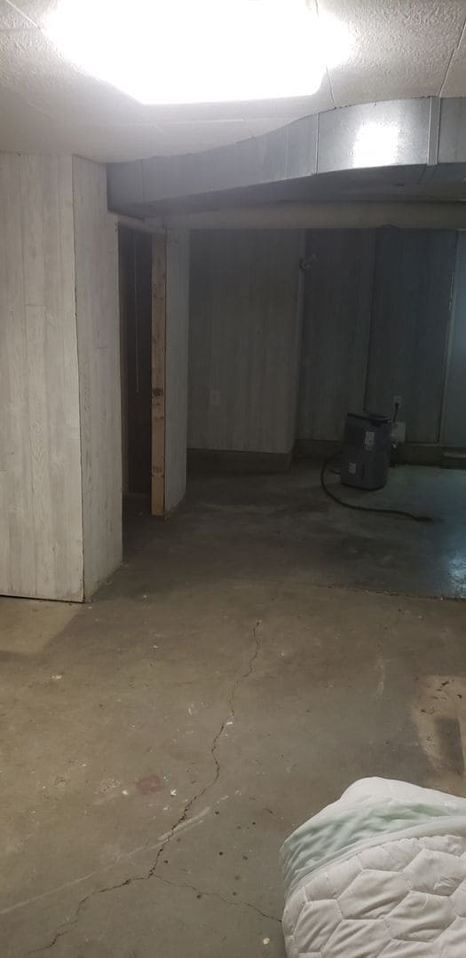 Building Photo - 4 bedroom, 2 bath home - Available July 2026!