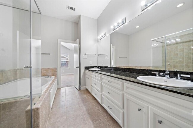 Building Photo - 2710 Hullsmith Dr