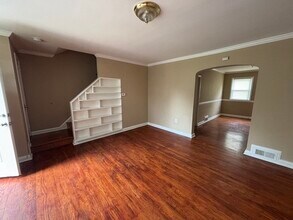 Building Photo - 3 Bedrooms plus Finished basement