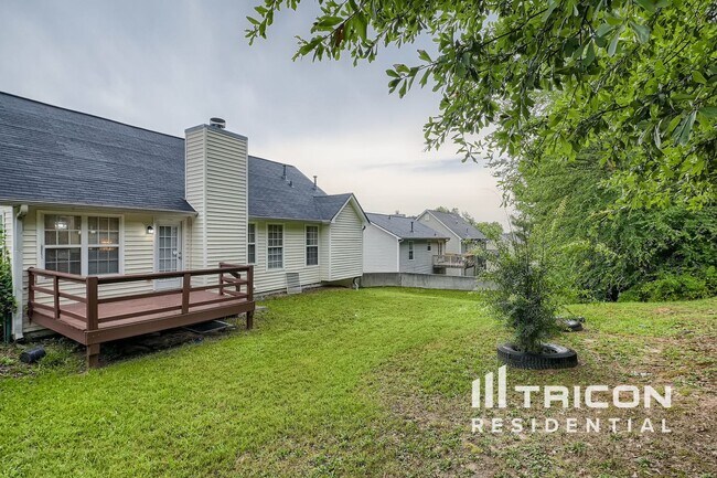 Building Photo - 205 Buffington Dr