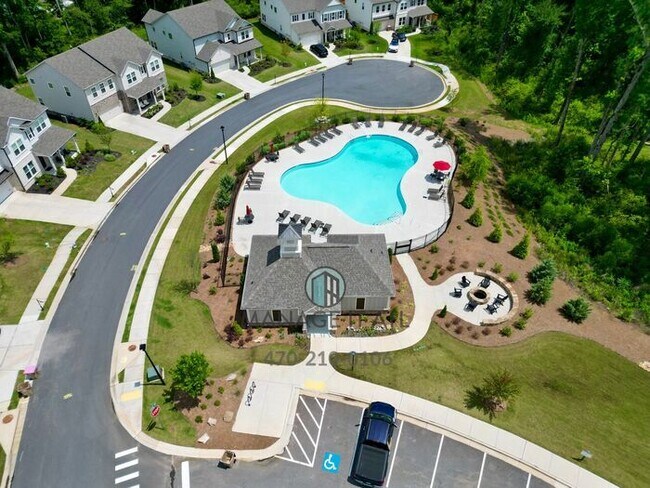 Building Photo - Beautiful 5 bedroom house in Cumming, GA