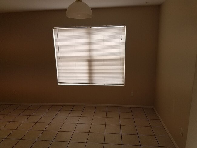 Building Photo - 11796 W Dahlia Dr