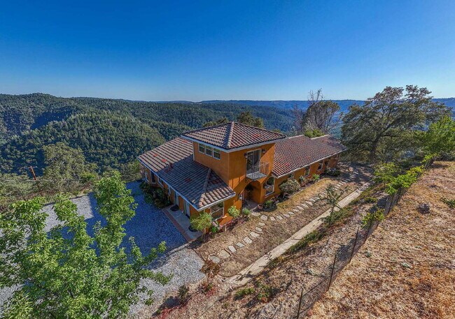 Building Photo - Luxury Hilltop Rental Retreat Overlooking the Cosumnes River Canyon