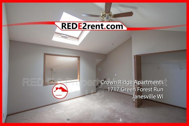 Building Photo - 1811 Green Forest Run