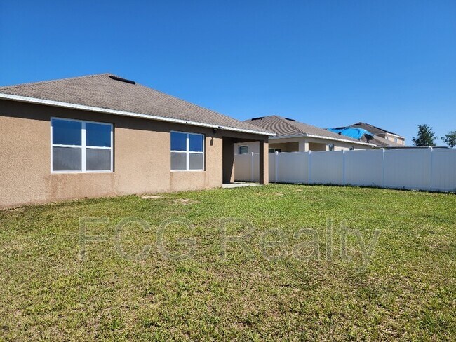 Building Photo - 469 Nova Dr