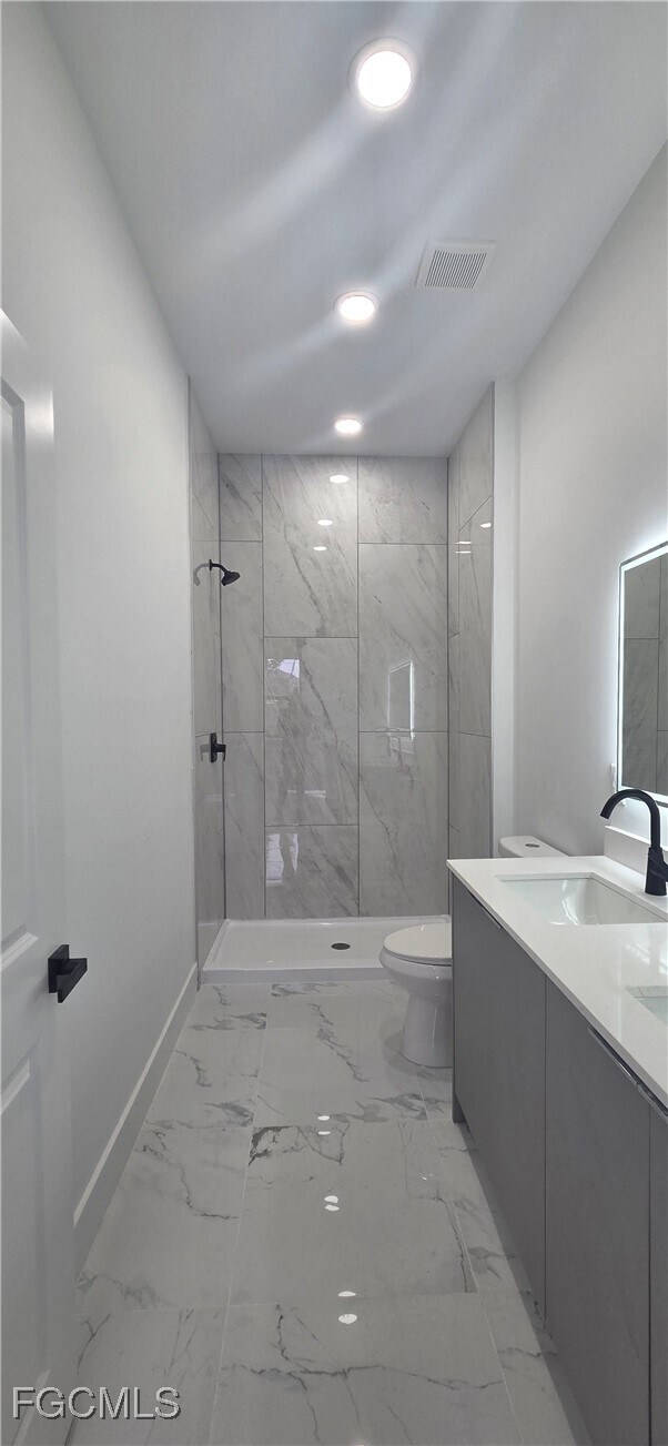 Building Photo - 306 NE 10th Terrace