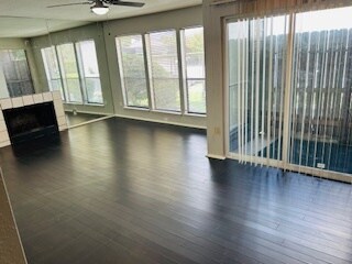 Building Photo - 8020 Braesmain Dr