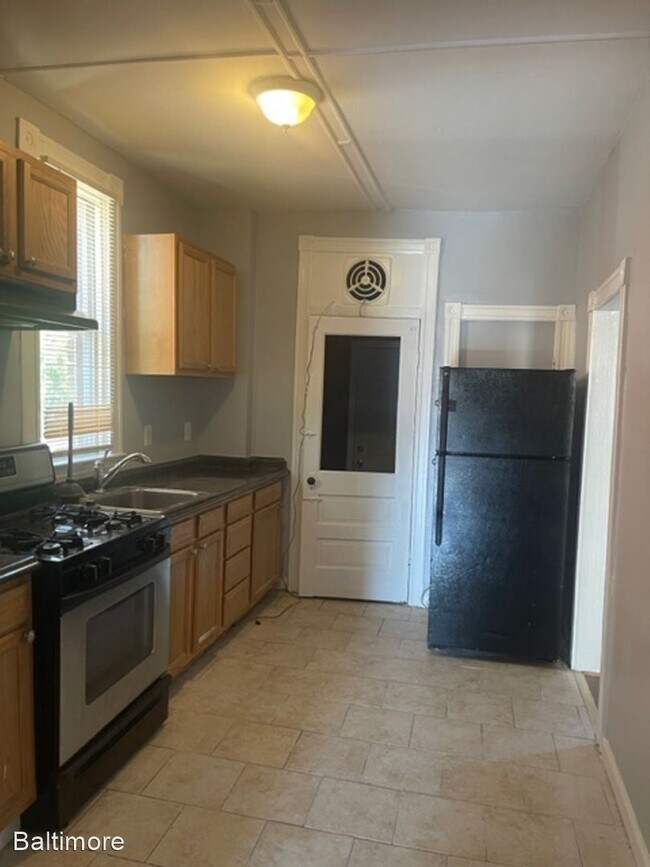 Building Photo - 4 br, 1.5 bath House - 5237 Linden Heights...