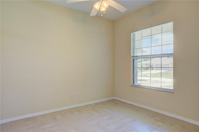 Building Photo - 8626 102nd Ct