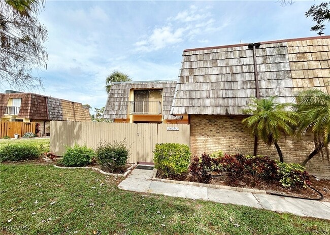 Primary Photo - 1607 Park Meadows Dr