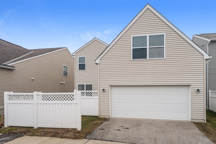 Building Photo - 7853 Waggoner Trace Dr