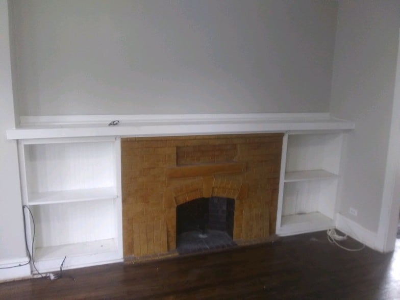 Living room Fireplace - 1508 N Luna Ave