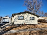 Building Photo - Springfield Rental