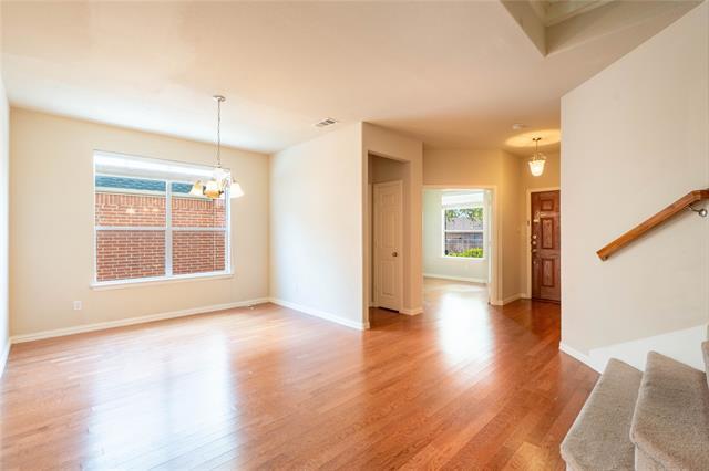 Building Photo - 2824 Gooseberry Dr