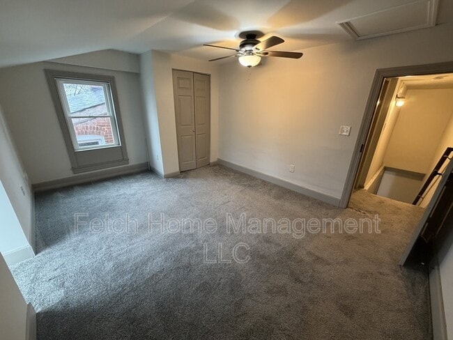 Building Photo - 34 N Lee St