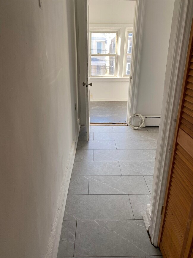 Building Photo - 78 Van Nostrand Ave