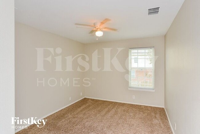Building Photo - 13701 Laramie Hill