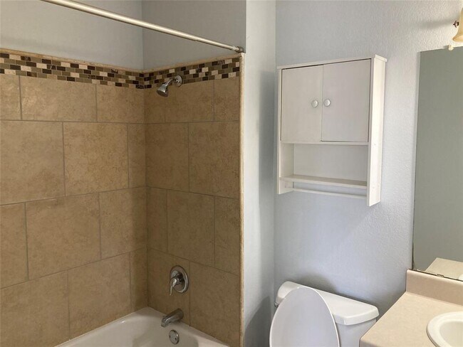 Building Photo - 3007 Crownover St