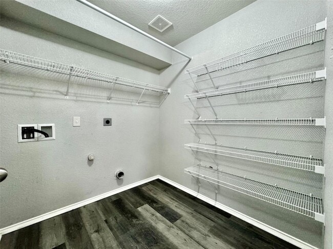 Building Photo - 1014 Aiken Dr