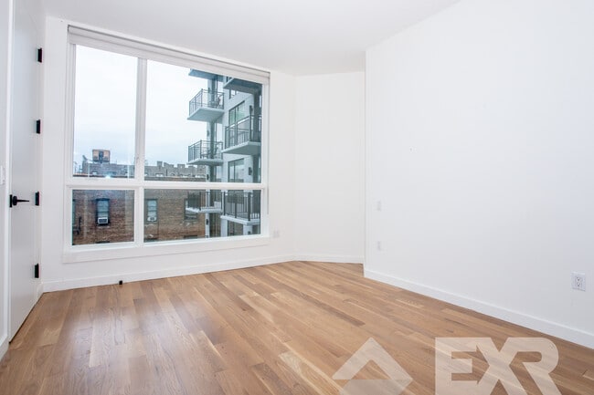 Building Photo - 1326 Ocean Ave