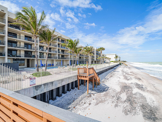 Building Photo - 4800-4A1a Florida A1A