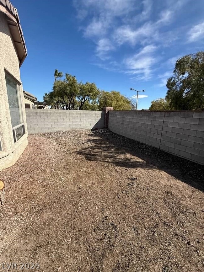 Building Photo - 10717 Refectory Ave