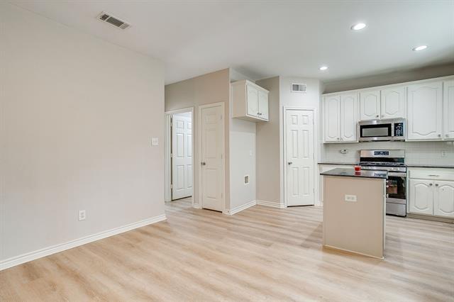 Building Photo - 5721 Starboardway Dr