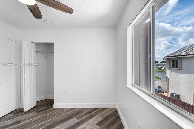 Building Photo - 14308 SW 120th Ct