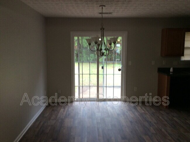 Building Photo - 735 Magnolia Gardens Walk