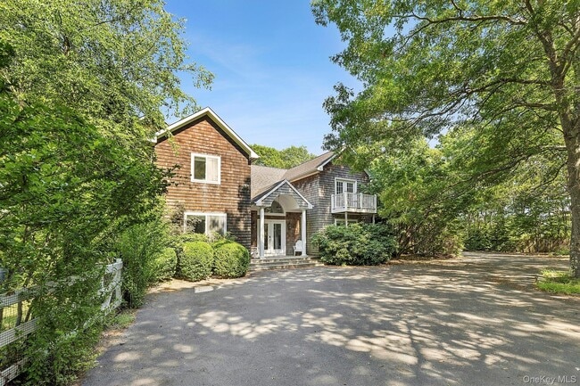 Building Photo - 9 Rosebud Ln